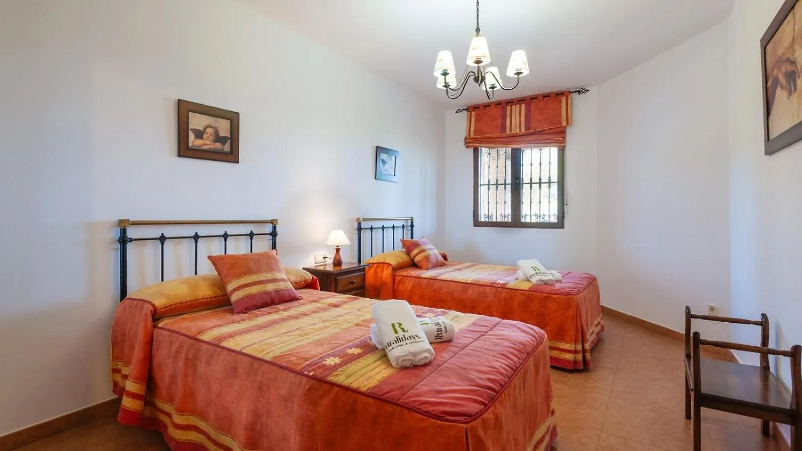 Azuara 3 Dormitorios Los Villares By Ruralidays 0*,  Spain